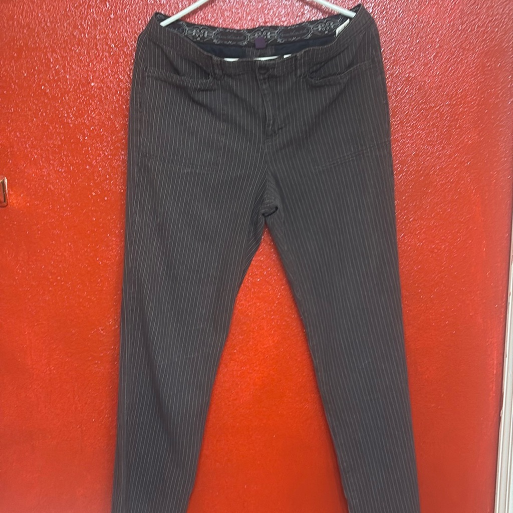 Brand Gloria Vanderbilt Size 12 Material 98 Cotton 2 Spandex